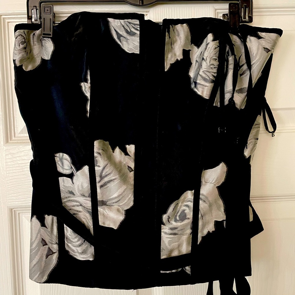 Bustier Top with ribbon belt